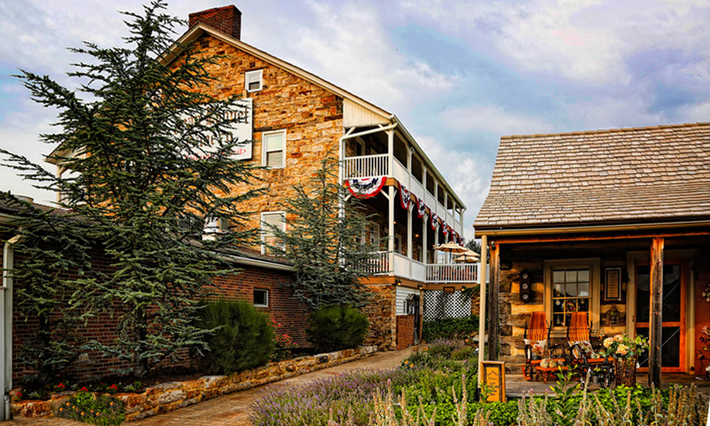 Jean Bonnet Tavern with Cabin Shoppe in foreground